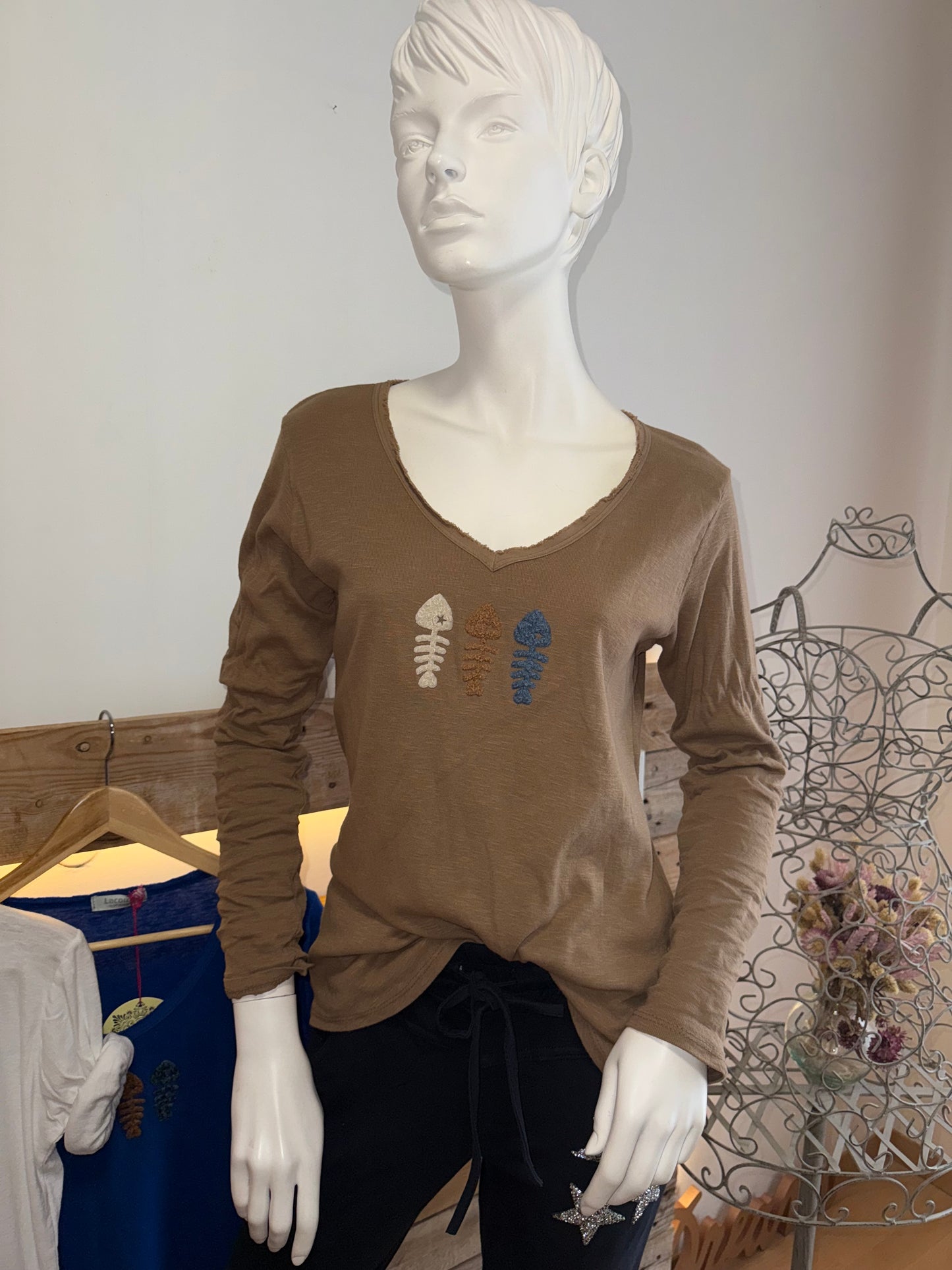 T-Shirt Marron clair manches longues 3 ARETES